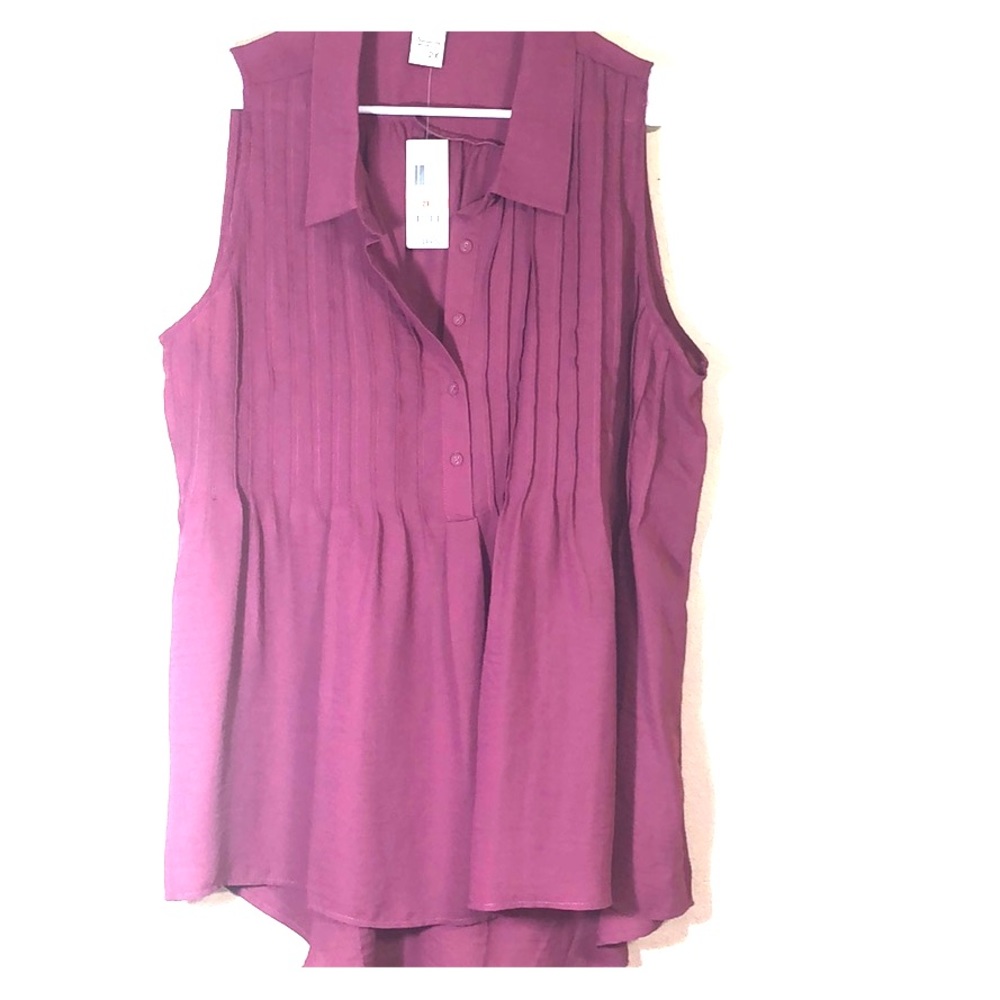 AMERICAN RAG SLEEVELESS PINTUCKED BLOUSE